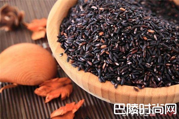 米饭中加粗粮营养又减肥