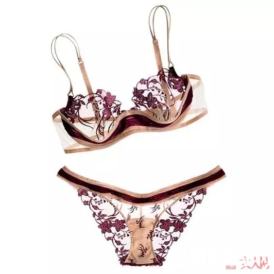 内衣也要美_女人春天约会这样穿，让直男欲罢不能