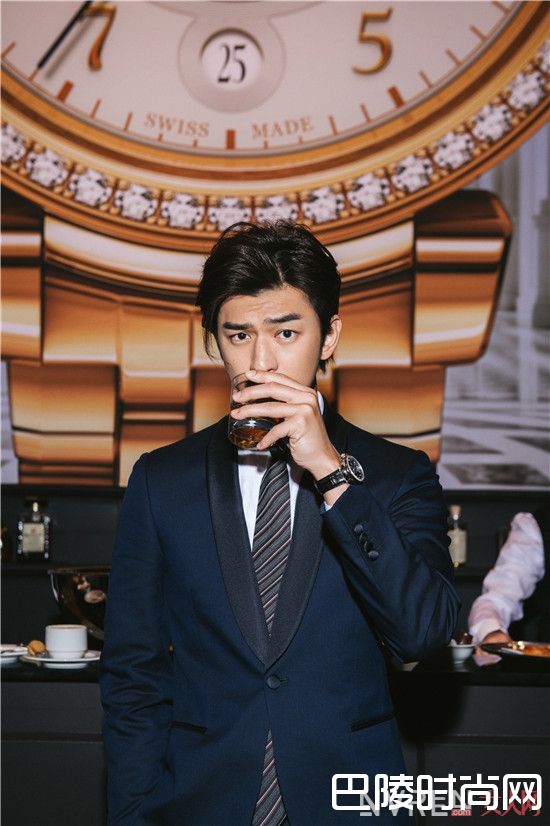 陈柏霖代言的钟表_吴奇隆陈柏霖桂纶镁 众星齐聚揭秘2017日内瓦钟表展神秘面纱