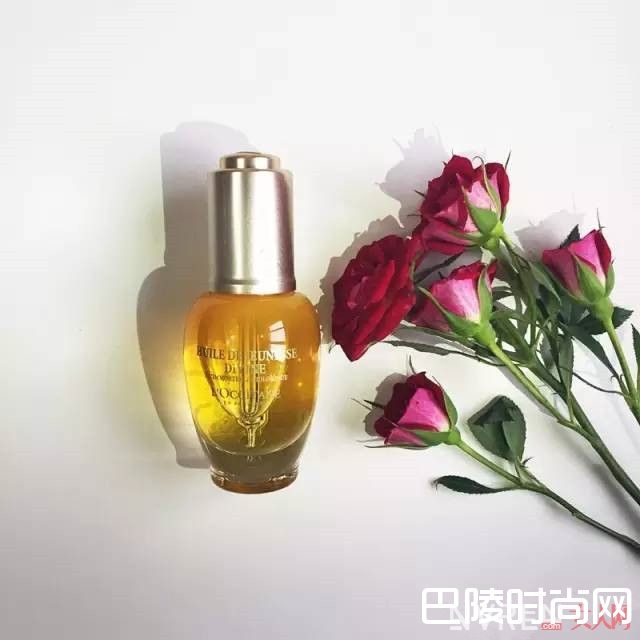 小金瓶精华油抗老妙用_抗老精粹 欧舒丹蜡菊赋颜御龄精华油