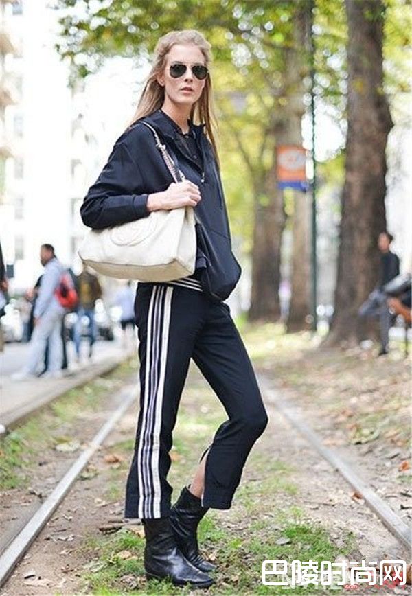 早春流行趋势侧条纹长裤_早春穿衣荒的你缺哪件 看看2017年早春流行趋势吧