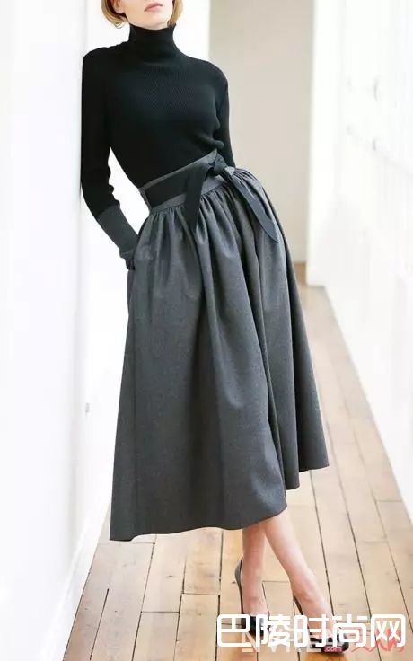 长款摆裙半裙_女人春天约会这样穿，让直男欲罢不能