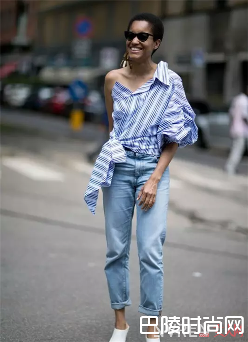 毛衣搭配浅色牛仔裤_浅色牛仔会显胖？看了这些你就知道是谣言了