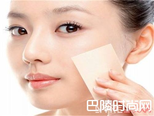 洗脸的四大误区你中了几个？_你洗脸的方式正确吗？这些护肤误区千万别闯！