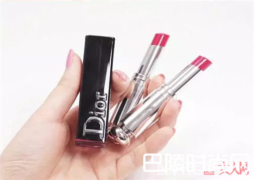 2017又有什么口红要上新_2017你最爱的口红新款又来了 就等你一起来拔草