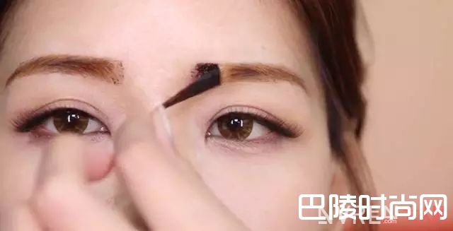 修眉产品推荐_2017流行什么眉！男女通用的修眉指南在这里