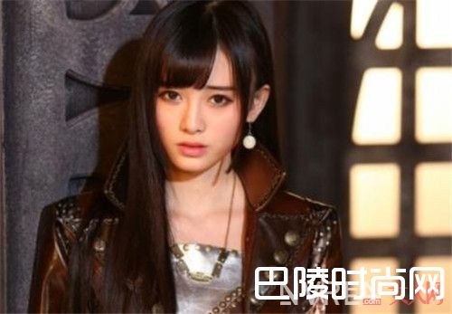 明星示范刘海_刘海烦恼 明星教你轻松渡过刘海尴尬期