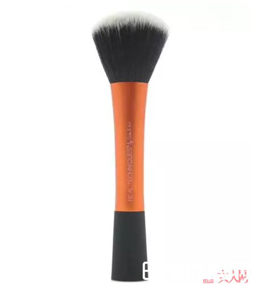 哪些散粉刷值得推荐_不要再说妆容搞不定 那一定是你化妆刷没选好