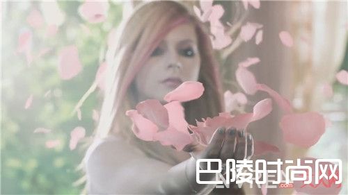 唯我女士淡香水简介_哪10款神秘东方调香水能散发危险女人味