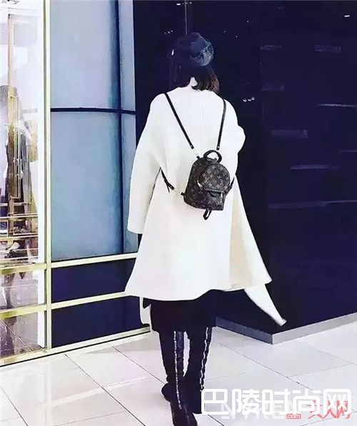 mini size双肩包的多种背法_双肩包翻身！打造时髦路线 