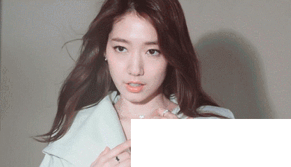 空气刘海明星示范_从集体lob头到全民剪刘海 再到二次元染发你都跟上了没