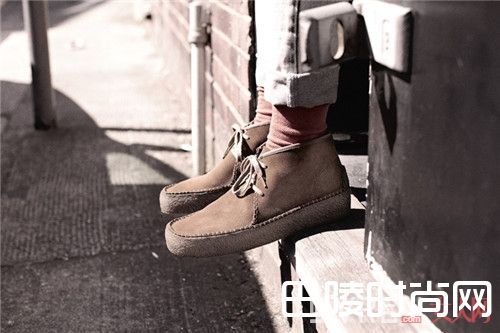 Clarks Originals DesertBoot沙漠靴简介_男人鞋柜里必须要具备的8双鞋 超帅男人味就靠它们了