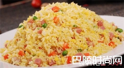 鸡蛋炒饭+紫菜蛋花汤_七种减肥晚餐让你一月暴瘦10斤 夏天将至也无所畏惧