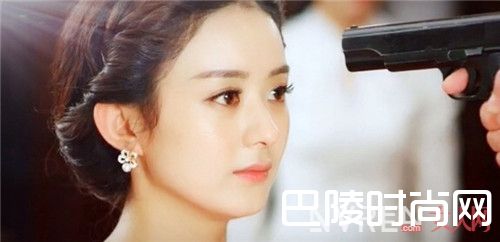 赵丽颖的民国造型_流量小花又掀民国发型热 到底谁家爱豆配称风情万种?