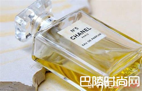 Chane1 No.5香水介绍_你可以庸俗但你不能不知道的世界十大经典香水