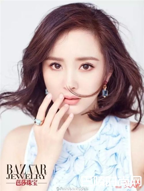 珊瑚色口红推荐_涂上这5大甜蜜色彩的口红 想不恋爱都难！