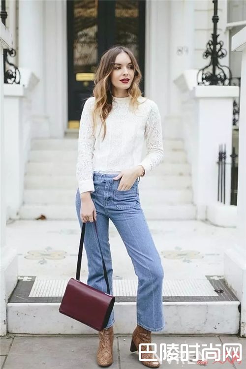 阔脚牛仔裤穿搭技巧_牛仔裤还只会卷裤脚？今年流行的裤子长这样！