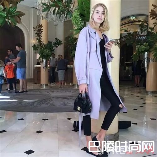 长春花色搭配_想要显得年轻?据说搭配这四种颜色就可以了!