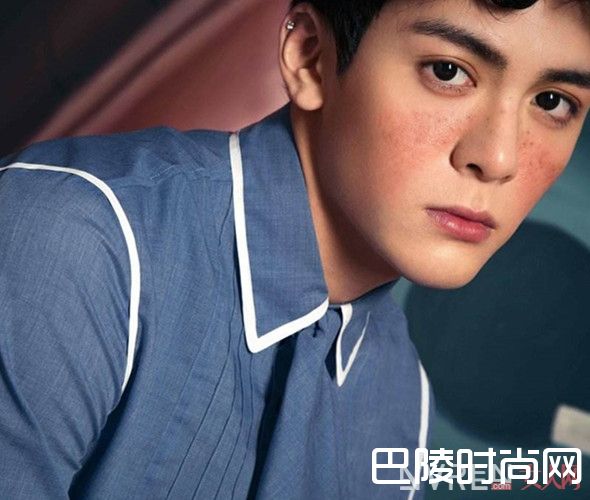 欧美雀斑妆图片_雀斑妆为什么火 满脸麻子才算萌