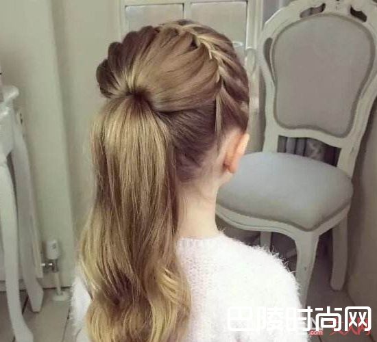 如何通过发型提升自我气质_公主头怎么梳 四款简单发型教会你
