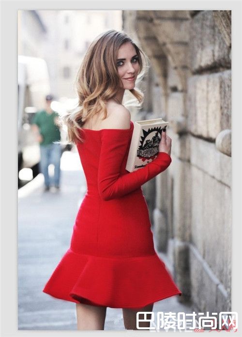 时尚A字皮裙如何搭配适合_春季必败时髦达人心水推荐 高级又舒适必败单品有哪些