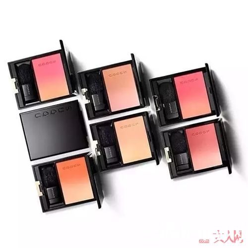 渐变腮红_比口红还有效 这10款腮红让直男难以抗拒！