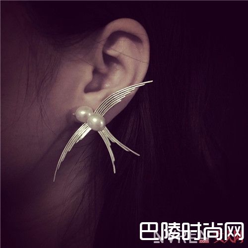 LYS Paris珠宝品牌简介_春季必备哪些搭配利器？这些配饰承包你春季所有搭配