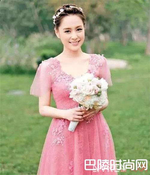 刘海编发介绍_2017年最美发型 爱美的你是时候换一波发型了