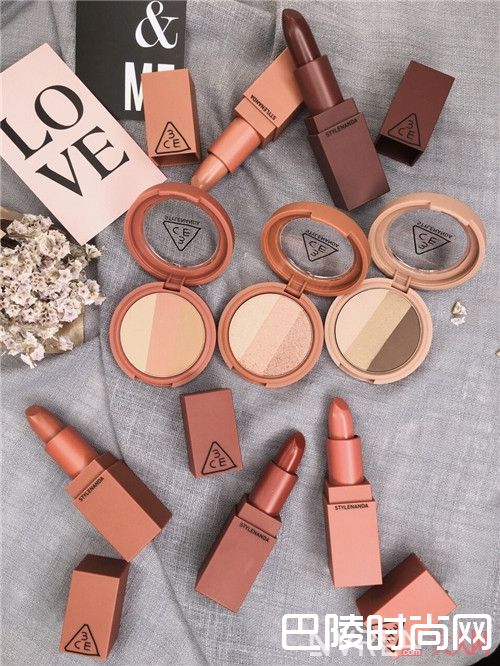 Mood Recipe系列唇膏套装简介_春日新鲜好玩的彩妆单品有哪些 这5家新鲜彩妆最抢手