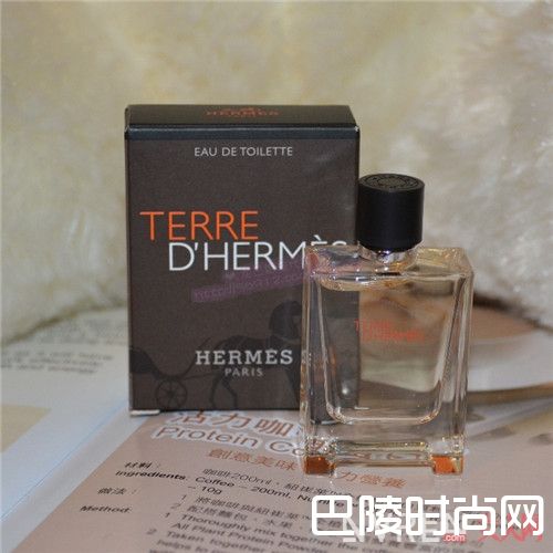 爱马仕 大地男士香水简介_男士香水究竟该怎么挑选？选择香水第一条原则是什么