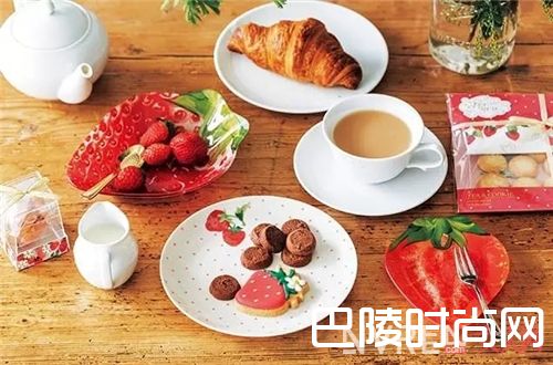 草莓系列产品推荐_春风十里不如鲜美多汁的你 快来看看你是哪款水果girl！