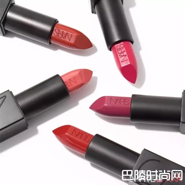 NARS纵欲惹火唇膏色号_史上最”污“的美妆品牌NARS究竟什么值得买？
