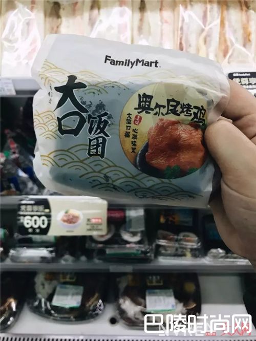 FamilyMart好物推荐_这些年 我们在便利店里“遗失的美好”