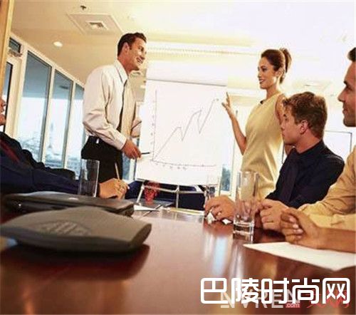 商务谈判时_如何在不同场所使用香水 最强大的香水秘籍看这个就够了