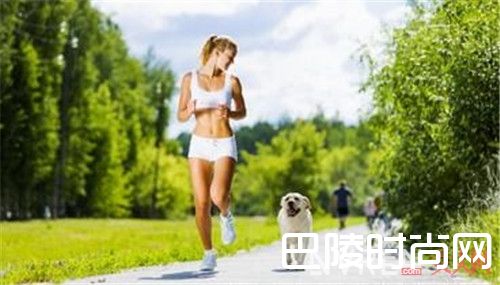 户外运动时_如何在不同场所使用香水 最强大的香水秘籍看这个就够了