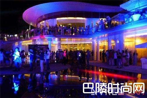 私人PARTY_如何在不同场所使用香水 最强大的香水秘籍看这个就够了