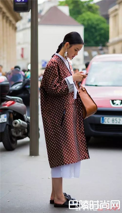 穆勒鞋越浮夸越养眼_新一季该买什么鞋？赶快收下这份流行清单