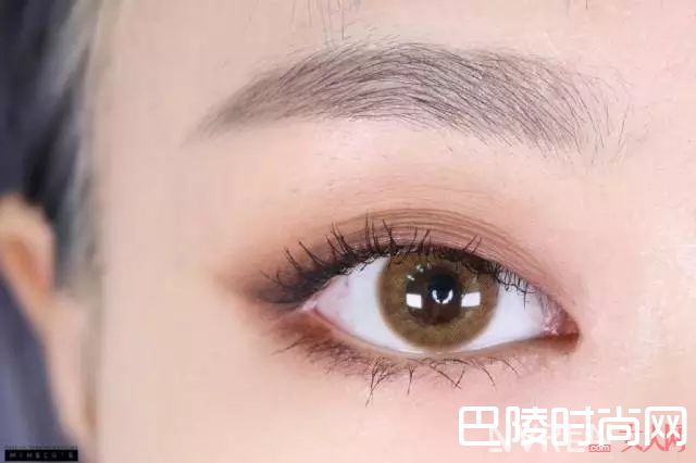 先画眼线法_实用技术贴——单眼皮女生应该怎样画眼妆？