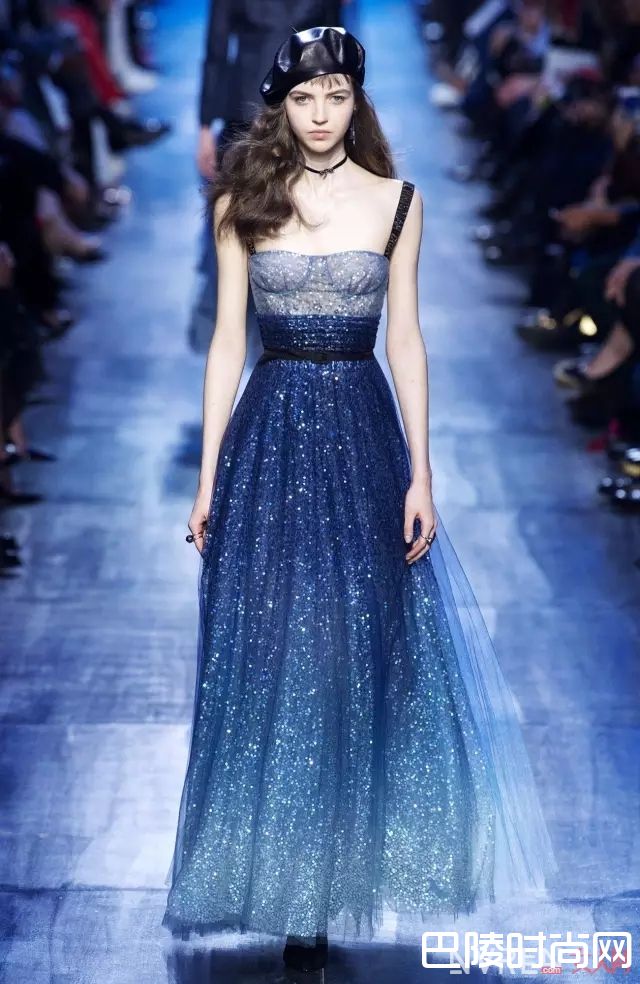 Dior仙女裙_你和一枚真仙女的距离就差一条美哭了的仙女裙！