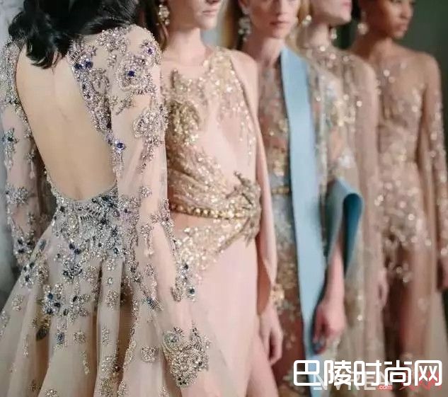 各品牌时装周的仙女裙_你和一枚真仙女的距离就差一条美哭了的仙女裙！