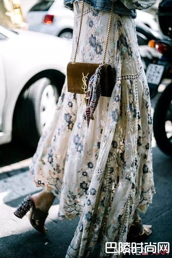 印花仙女裙_你和一枚真仙女的距离就差一条美哭了的仙女裙！