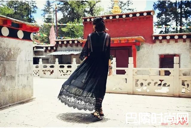 蕾丝裙_你和一枚真仙女的距离就差一条美哭了的仙女裙！