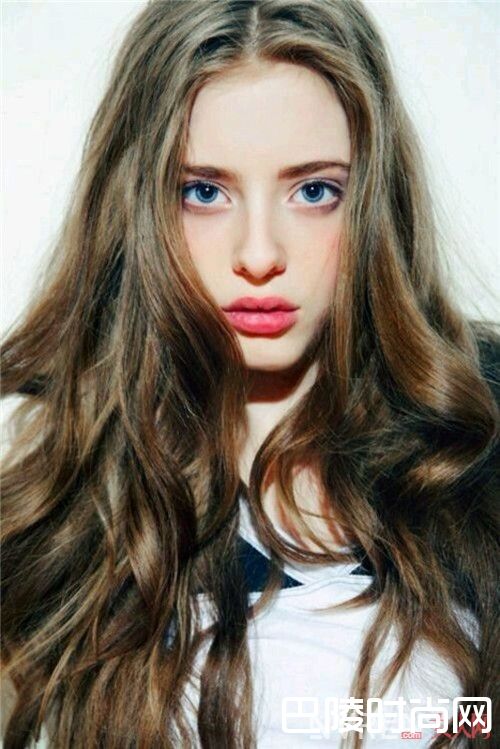 春天哪种刘海引入注目_怎么快速变换发型?让你在这个春季美翻天