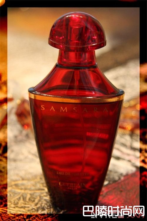 娇兰圣莎拉女士香水在梵语中是什么意思_六款神秘感女性香氛大推荐 让他为你神魂颠倒