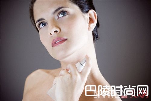 深红女士香水有什么神秘感_六款神秘感女性香氛大推荐 让他为你神魂颠倒