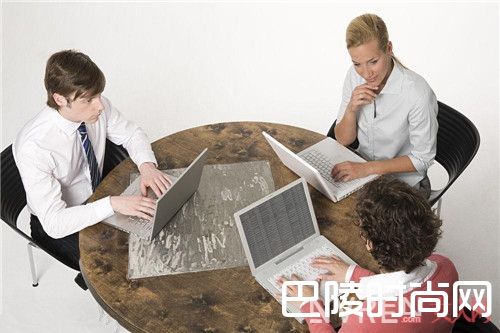 饮水排毒的关键在什么时间_春季排毒养颜的方法 掌握黄金时刻一身轻松