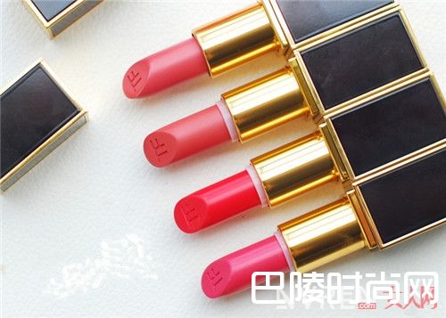 Tonymoly魔法森林黑管口红简介_俘获男神的十款高性价比口红 你知道吗？