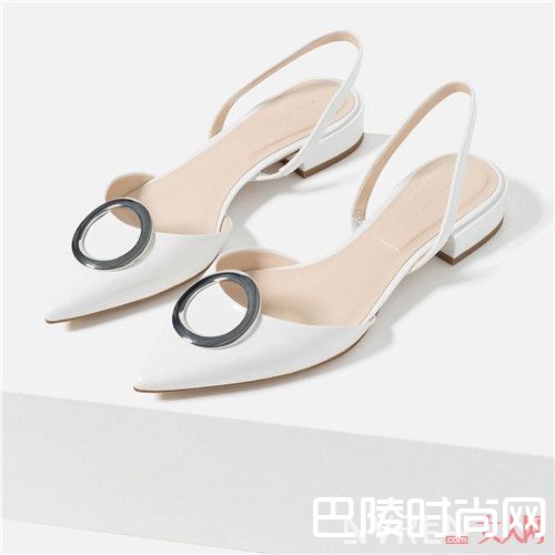 平底鞋禁忌_惊呆了！矮个女孩千万别这样穿衣服 十大禁忌