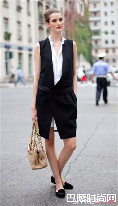 乐福鞋怎么搭配有气质_春寒料峭是穿平底鞋的好时机 怎么穿时髦显高?