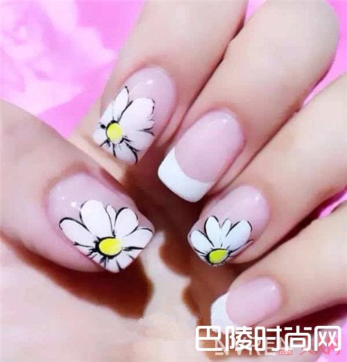 植物元素美甲简介_2017春季十大流行美甲大盘点 给指甲换新装吧!